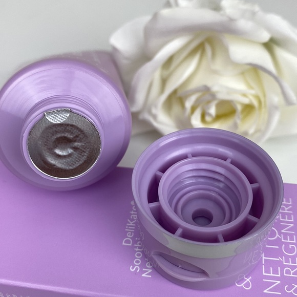 Kate Somerville soothing cleanser NEW! 120 ml./4 fl.oz. - Picture 10 of 13